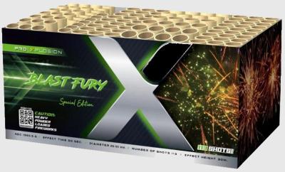 Blast Fury ist ein 113 Schuss Verbund von Pro Xplosion