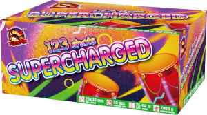 Supercharged ist ein 123 Schuss Verbund von SRPYRO