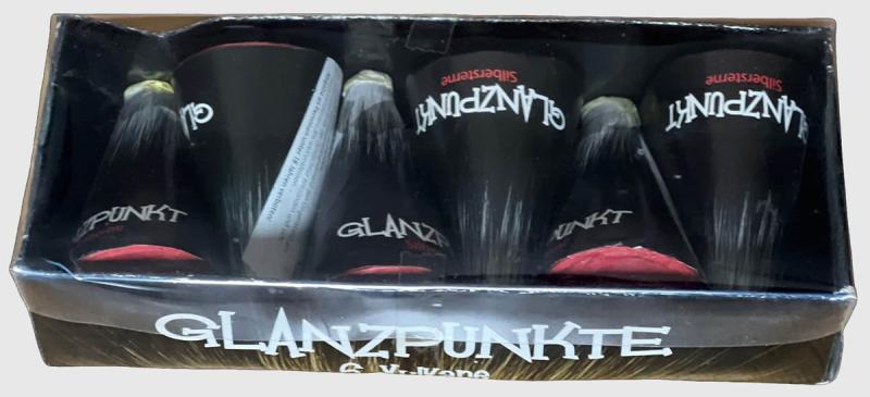 Glanzpunkte sind Vulkane von Pyroart feuerwerk